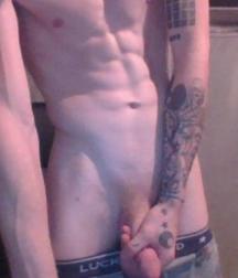 Assorted guys from web 11 5dfe71a91f235.jpg