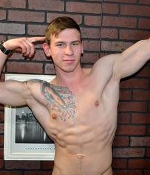 Assorted guys from web 12 5dfe7828a9d81.jpg