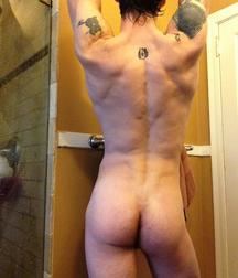 Assorted guys from web 15 5e18f3f946dfa.jpg