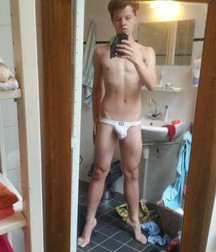 Assorted guys from web 16 5e18f5fee47bb.jpg