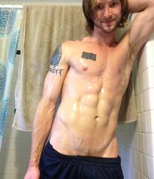 Assorted guys from web 18 5e2c857af2ac2.jpg