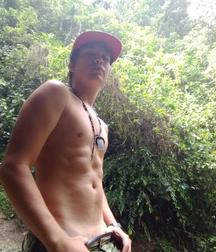 Assorted guys from web 22 5e86401c6fd18.jpg