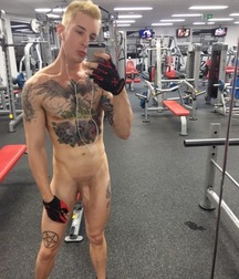 Assorted guys from web 22 5e8642337a437.jpg
