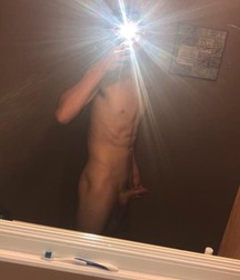 Assorted guys from web 25 5ec45235ae27b.jpg