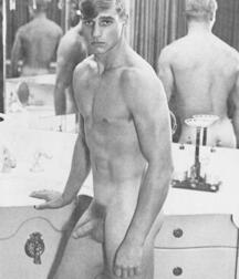 Assorted guys from web 25 5ec4525bb417a.jpg