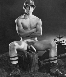 Assorted guys from web 25 5ec452aa1df3e.jpg