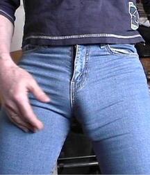 Assorted guys from web 26 5ec704ae69a2b.jpg