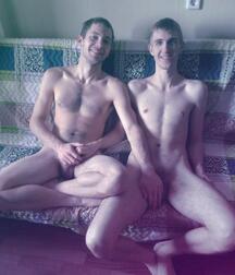 Assorted guys from web 28 5ed7e2977b72c.jpg