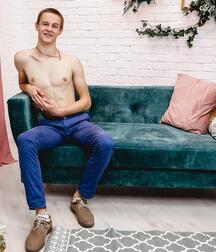 Assorted guys  from web 31 5ef7bdcd131bf.jpg