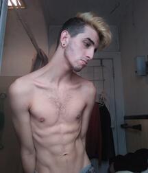 Assorted guys  from web 31 5ef7bde79e0de.jpg