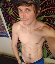 Assorted guys  from web 31 5ef7bed90bf67.jpg