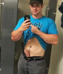 Assorted guys from web 39 5f188ff31b54d.jpg