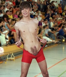 Assorted guys from web 40 5f19eb5a6dd97.jpg