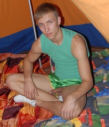 Assorted guys from web 40 5f19ebd7dd1d5.jpg