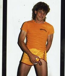 Assorted guys from web 43 5f32eb3fde002.jpg