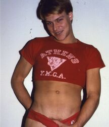 Assorted guys from web 43 5f32eb7130593.jpg