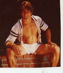 Assorted guys from web 43 5f32eb9ce89f0.jpg