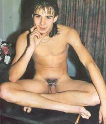 Assorted guys from web 46 5f46c55a0f361.jpg