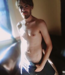 Assorted guys from web 46 5f46cacdd06ff.jpg