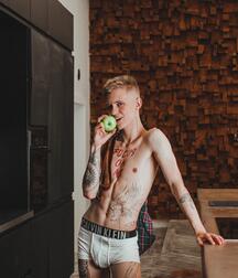 Assorted guys from web 48 5f91df8f783a3.jpg