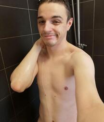 Assorted guys from web 48 5f91e11795a84.jpg