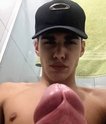 Assorted guys from web 47 5f91e6d92a587.jpg