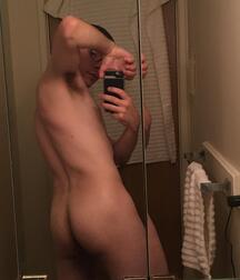 Assorted guys from web 47 5f91e744a4966.jpg