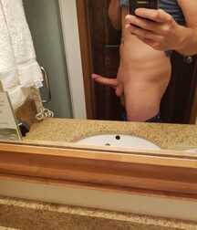 Assorted guys from web 47 5f91e91c96d92.jpg