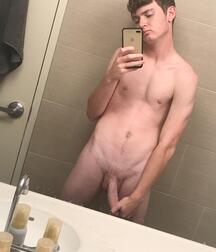 Assorted guys from web 51 6021a7abe253a.jpg
