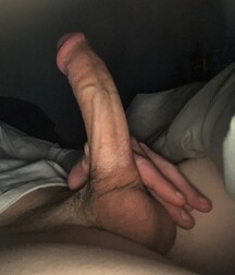 Assorted guys from web 51 6021a82981107.jpg