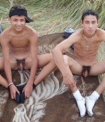 Assorted guys from web 51 6021aa03afea7.jpg