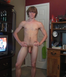 Assorted guys from web 51 6021abf046aa0.jpg