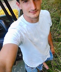 Assorted guys from web 54 60a036cd7abf6.jpg