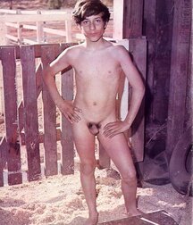 Assorted guys from web 55 60bfdef285e3a.jpg