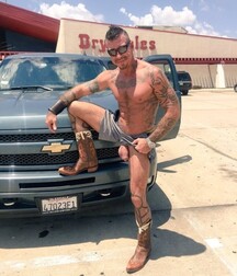 Assorted guys from web 55 60bfe293d0f9e.jpg