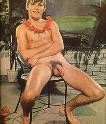 Assorted guys from web 55 60bfe2b80db24.jpg