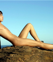 nude in nature 5b71e606ea066.jpg