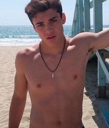hot armpits 5c76c58cd7411.jpg