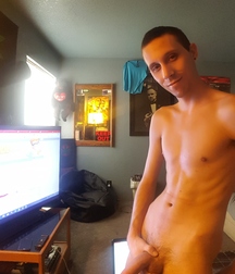 Kory Ayers flashing  5b6da4b25b554.jpg