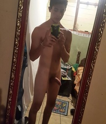 30 Selfies 5ba6cacfcf9a0.jpg