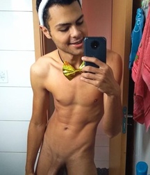 Some selfies 5c9a7cad29cb2.jpg
