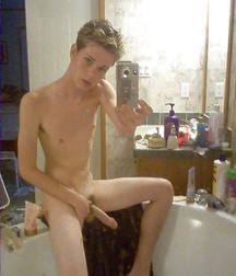 Assorted selfies 5d0ead4128b3e.jpg