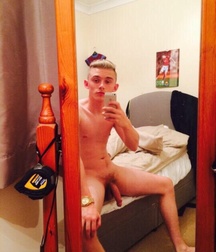 Assorted selfies 5d0ead8978530.jpg