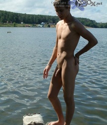 A few hotties 5d12a8d67e496.jpg