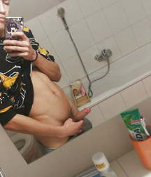 German Selfie Boys 5b837e131f147.jpg