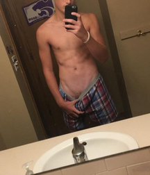 TeenBoy Tate 5b9041384d0f7.jpg