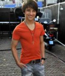 Random boys 5b7aaab742c70.jpg
