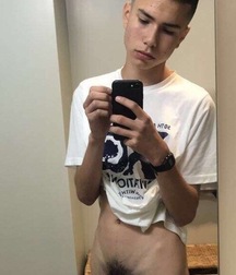 Selfies 1 Just Hot Boys 5b7d6b9a90aad.jpeg