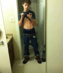 Selfies (no-nude) - Just Hot Boys 5b7d773855dd7.png