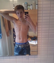 Selfies (no-nudes) 3 - Just Hot Boys 5b7d77c39daf0.jpeg